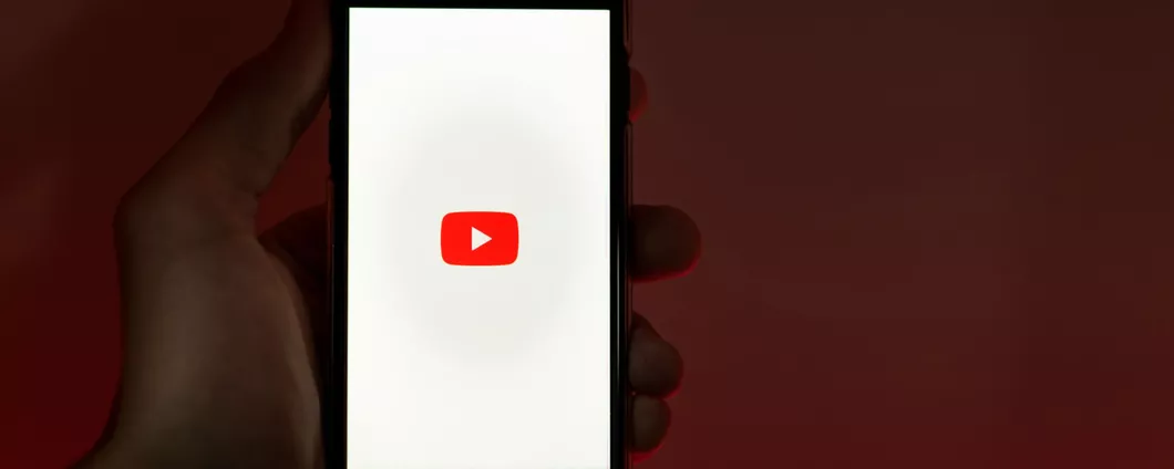 YouTube sta testando un nuovo design per il miniplayer