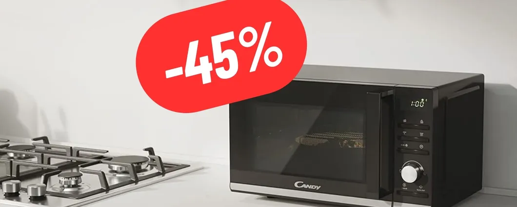Cuoce, riscalda e scongela in pochi istanti: il forno a microonde Candy è IN SUPER SCONTO (-45%)