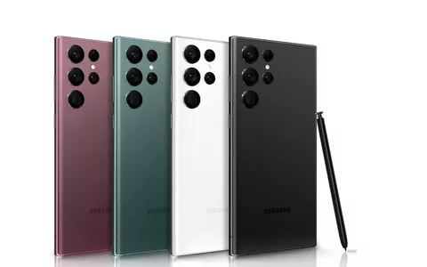 Samsung Galaxy S22 Ultra (Versione 5G con caricabatterie) ad un prezzo UNICO su Amazon