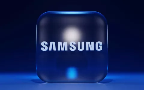 Samsung Telefono arriva in via ufficiale sul Microsoft Store