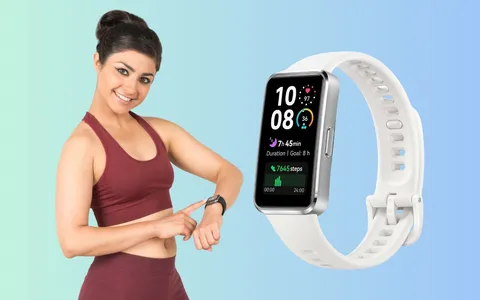 HUAWEI Band 10: smart band con 100 modalità di allenamento e 14gg di autonomia