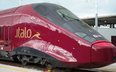 A Natale viaggiare in treno costa meno: sconti fino al 70% con Italo eXtra Christmas