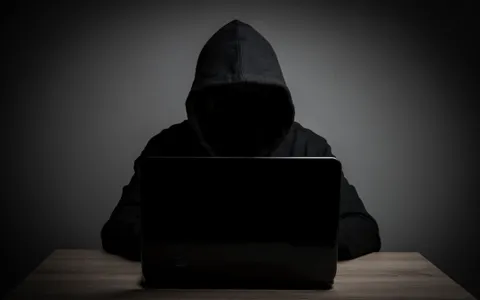 Attacco hacker a Gravy Analytics: dati su localizzazione a rischio
