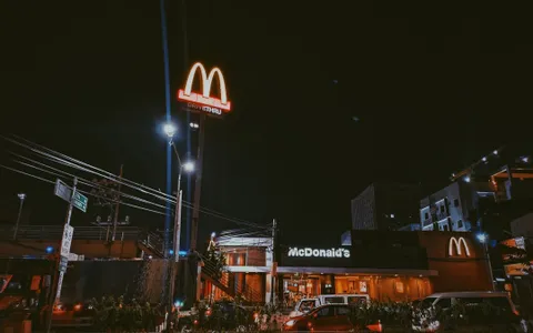 McDonald's rivoluziona i suoi ristoranti con l'Intelligenza Artificiale