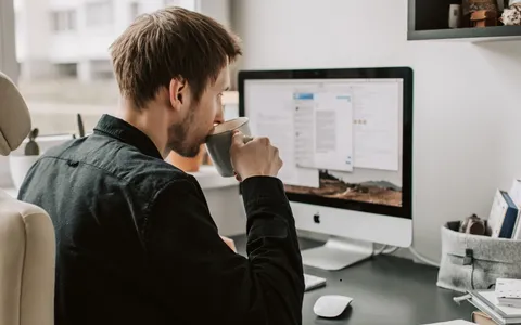 Fibra Iliad a 22,99€ al mese con router WiFi 7 incluso: l'offerta per i clienti mobile