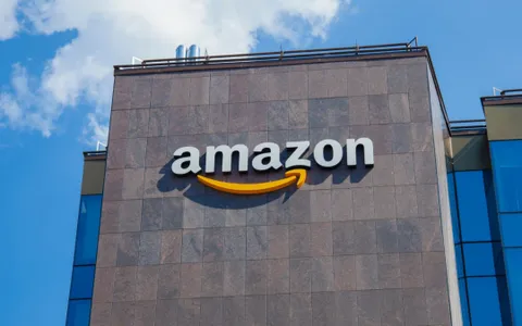 Amazon accelera con Alexa+: l’assistente AI raggiunge 100.000 utenti