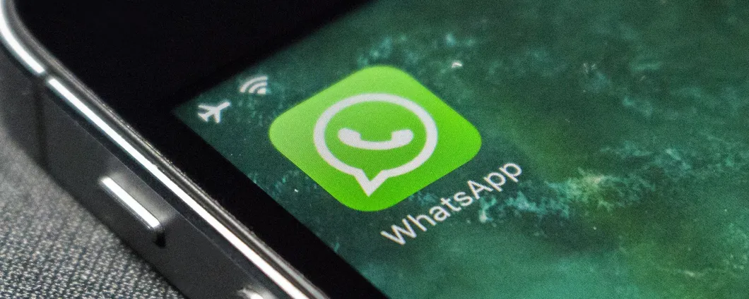 WhatsApp: nuova truffa incombe, attenzione a questo messaggio