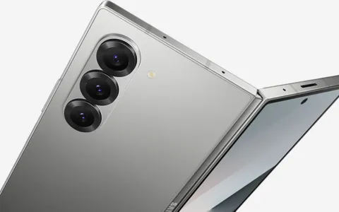 Samsung è al lavoro su uno smartphone pieghevole 
