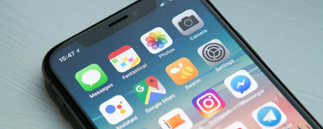 Apple avverte utenti iPhone in 98 paesi: rischio attacco hacker