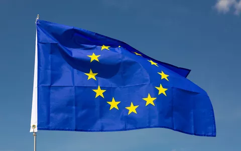AI Act: l'UE approva la legge di regolamentazione dell'IA