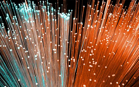 Aruba Fibra: la fibra a 19,90€ con il 70% di sconto sul cloud