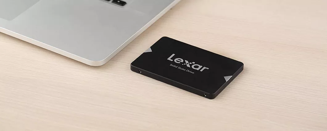 SSD Lexar da 240 GB a prezzo sgretolato su Amazon