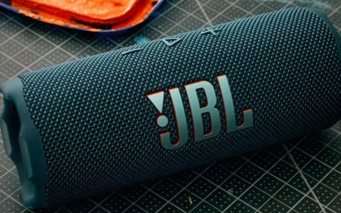 BL Flip 7: lo speaker con audio premium e resistenza IP68 al MINIMO STORICO
