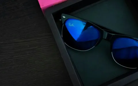 Ray-Ban Meta: update v11 include Live AI e Live Translation
