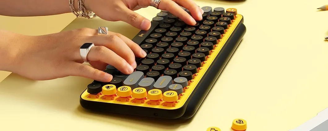 Tastiera Wireless Logitech POP con tasti emoji ad un prezzo FOLLE su Amazon