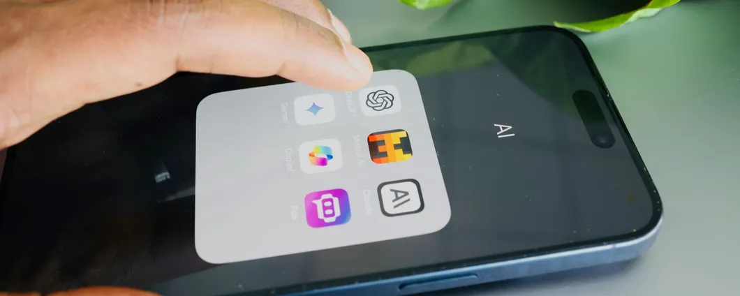 Mistral lancia il suo assistente AI su iOS e Android