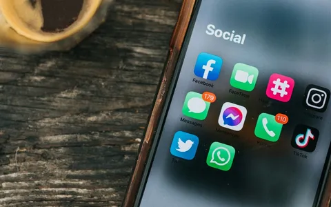 L'Australia vieta i social network ai minori di 16 anni