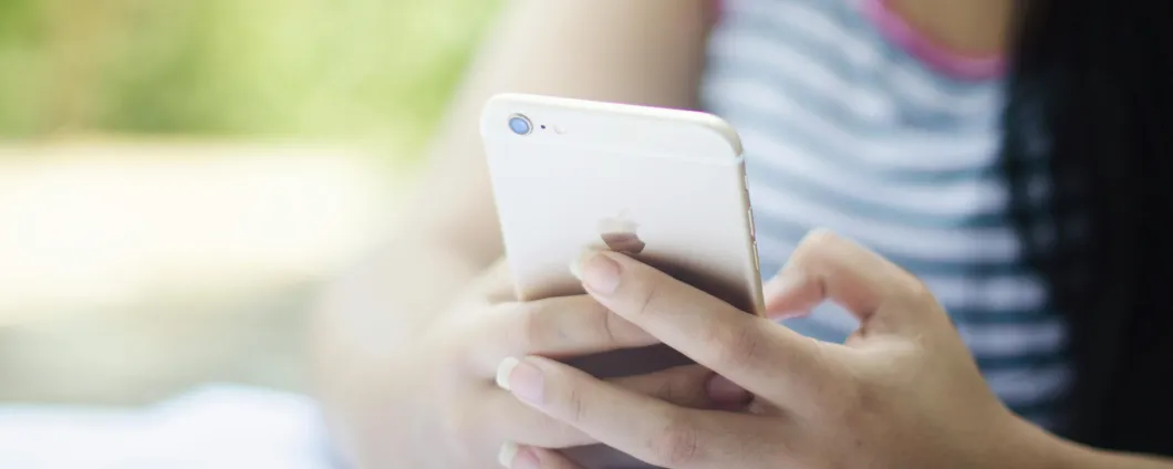 Con Iliad Mobile tanti vantaggi e risparmi anche sulla fibra di casa