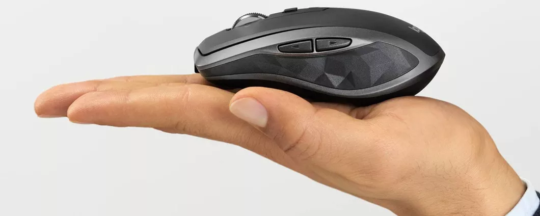 Mouse Wireless ergonomico Logitech MX in offerta speciale su Amazon