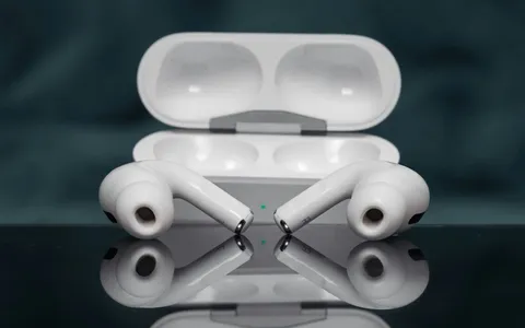 AirPods: Apple lavora a nuove funzionalità per la salute