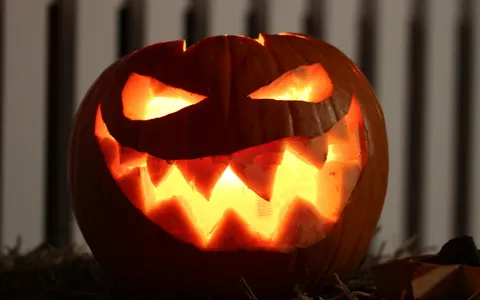 Halloween è in arrivo: le serie da guardare su Sky (in promo a meno di 20 €/mese con Netflix)