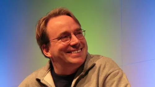 Linus Torvalds: i social media sono un problema